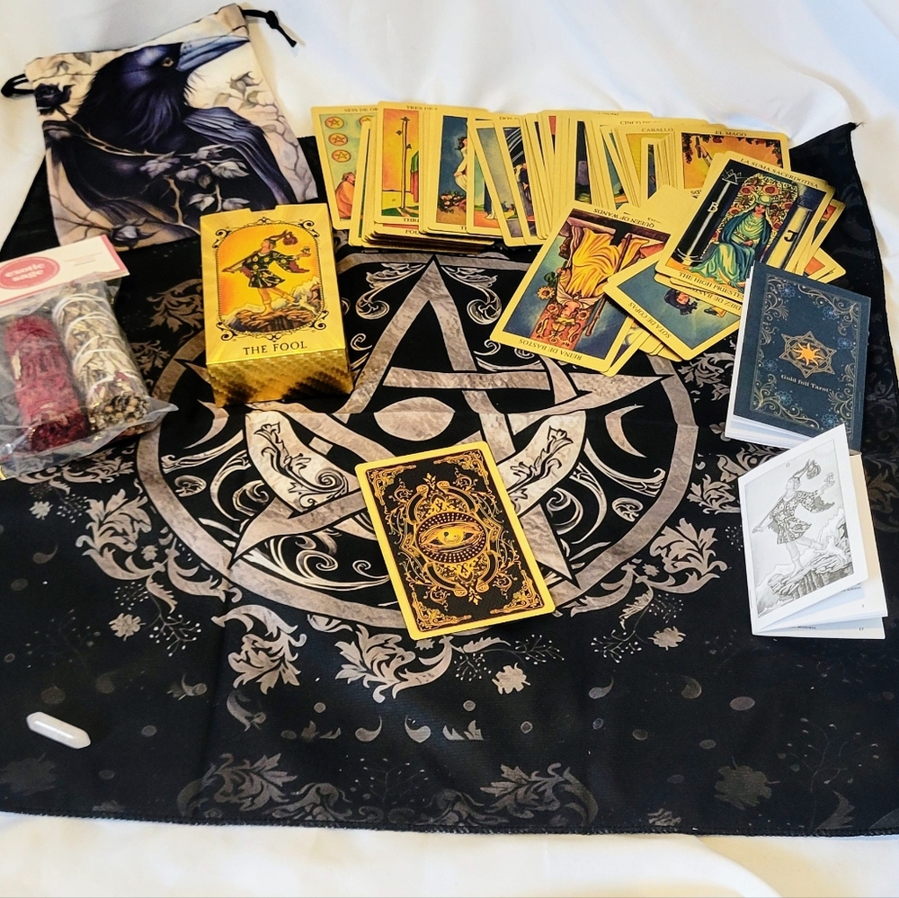 Tarot set brand new ( The Fool)